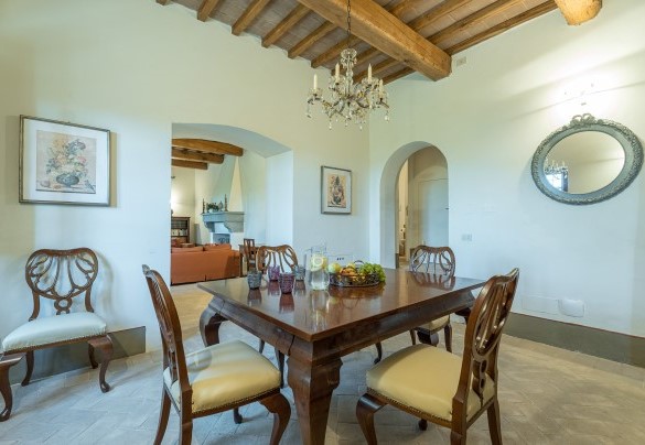 Open plan with dining and living area wing n.2 on the ground floor - Il Poggio alle Trese