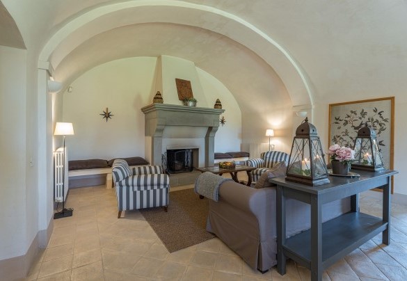 Open plan with living and dining area wing n.1 on the ground floor - Il Poggio alle Trese