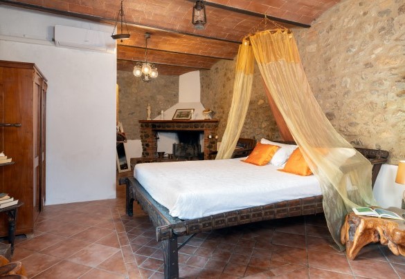 La suite con camera matrimoniale n. 2 al piano terra – Il Pratone