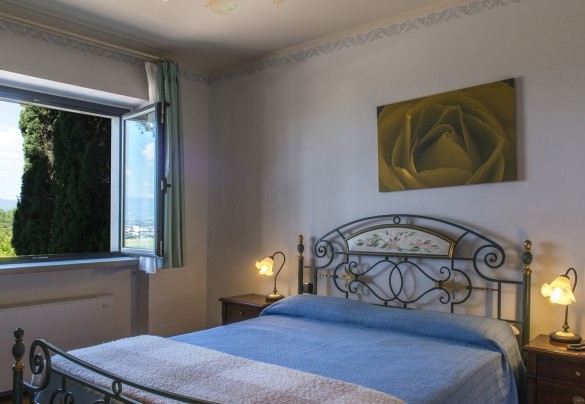 The first-floor double room with an en-suite bathroom - Il Vignale