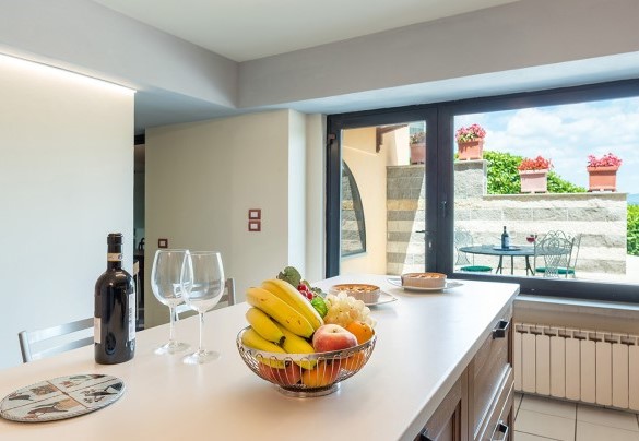 The modern fully equipped kitchen - Il Vignale