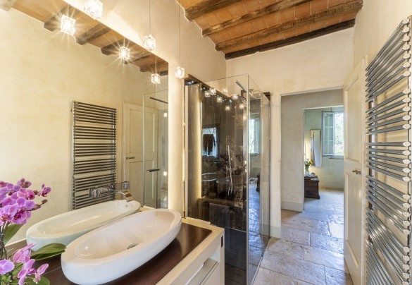 Bagno con doccia n.1  - L'Oliveta