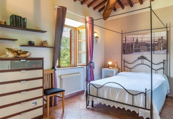 Double bedroom n.2 with bed 1,40 wide, on the first floor – La Casa dell’Artista 6
