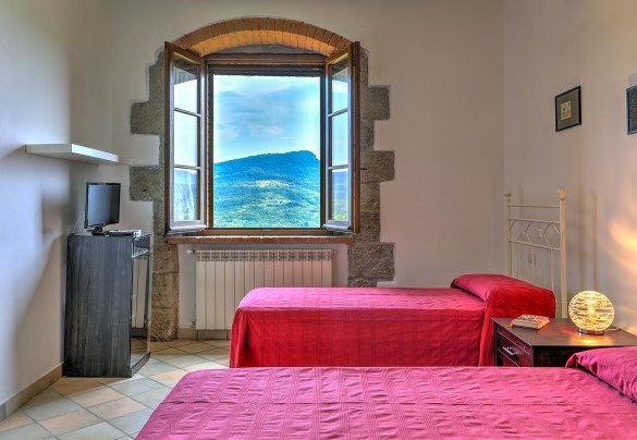 Bathroom with shower n.2 on the first floor – La Casa di Elsa 