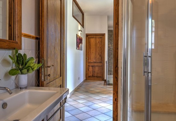 Half bathroom n.3 on the ground floor – La Casa di Elsa 