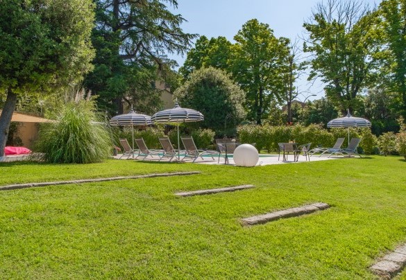 La piscina è ubicata a 30 mt dalla casa - La casa di Nanì