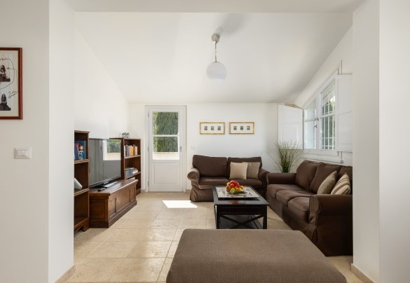 TV room on the first floor of apartment 2 -  La Casetta