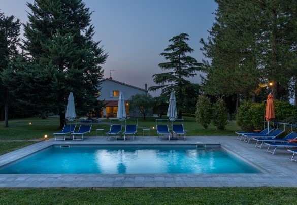 The charming evening atmosphere -  La Casetta