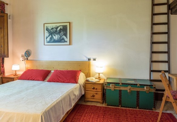 Double bedroom on the first floor - La Cerqua