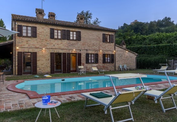 The house towards evening - La Girolima