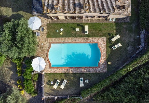 Aerial view of the pool - La Girolima