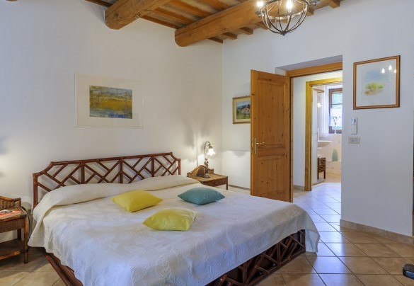 Double room n. 1 ground floor - La Girolima