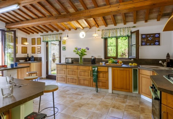 Spacious and equipped kitchen with everything you need - La Girolima