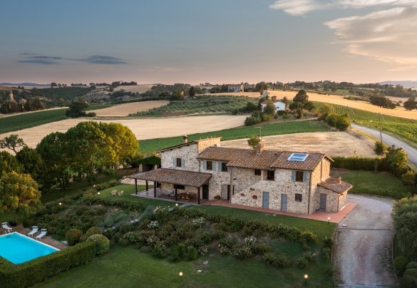 Il panorama mozzafiato verso le colline umbre - La Panoramica