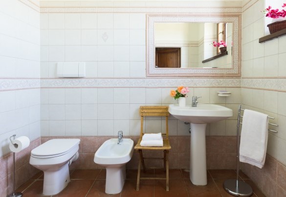 Bagno n.1 con doccia en-suite con camera n.1 - La Panoramica