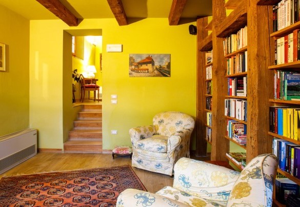 Reading area – La Tana del Ghiro