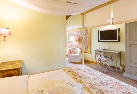 Double bedroom on the annex on the ground floor – La Tana del Ghiro