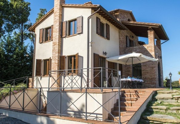 The house is in the proximity of the Lake Trasimeno - La Torre Dei Fagiani 8+2 