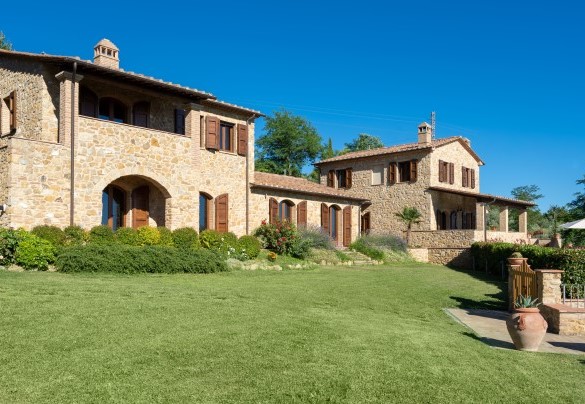 La Vecchia Fonte, un casale in pietra edificato di recente con i migliori materiali della tradizione locale – La Vecchia Fonte