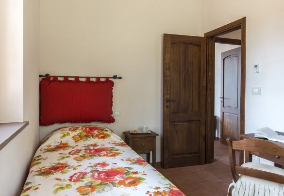 camera singola depedance rossa - La Vecchia Fonte