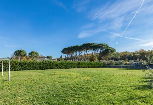  Playfield of the house - La Vigna