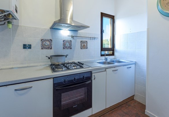 The kitchen of the house - La Vigna
