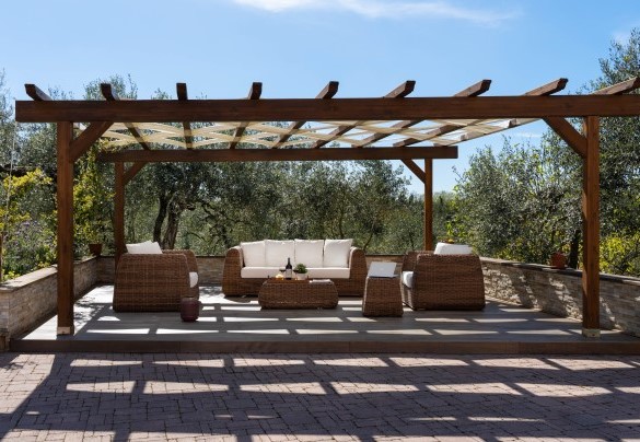 L’area living dove fermarsi per una tranquilla contemplazione e riflessione – La villa nell’isola verde