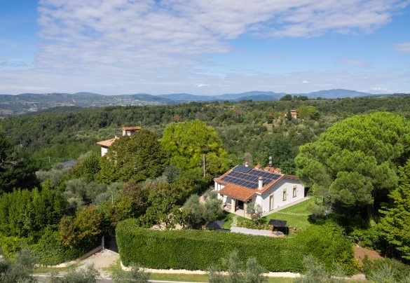 La villa sorge nel cuore di Reggello in provincia di Firenze - La Villanella 