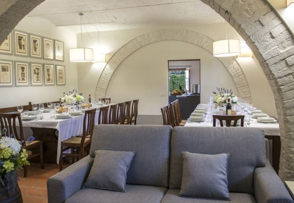 Area pranzo comunica con la cucina - Le Caselle 