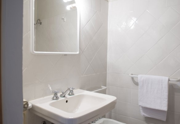 Bagno en suite con doccia al primo piano - Le Caselle
