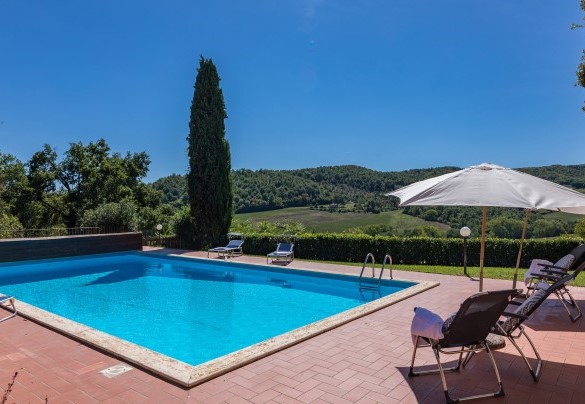 La piscina panoramica sulle colline toscane - Le Grazie 