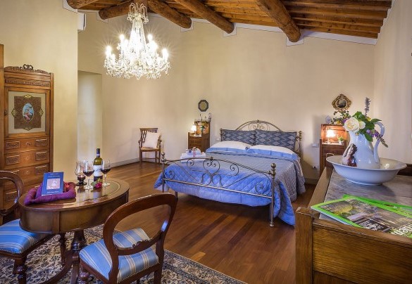 Double bedroom n.2 on the first floor - Le Querce dei Medici