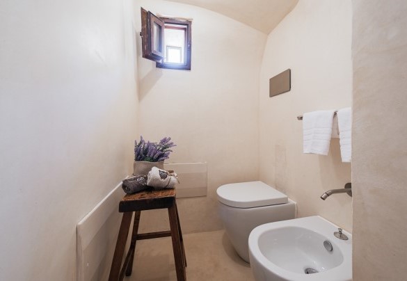 Sezione sinistra del bagno en-suite padronale - Masseria Muto