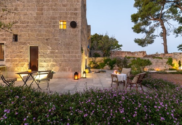 Angolo relax esterno – Masseria Muto
