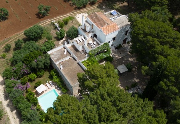 Aerial view of the villa and park – Masseria Tarsia Incuria