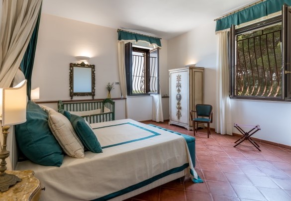 Double bedroom on first floor– Masseria Tarsia Incuria