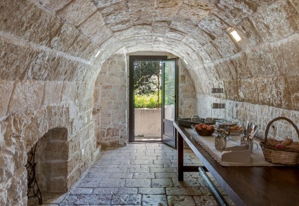 The kitchenette on the mezzanine floor is ideal for preparing breakfast – Masseria Tarsia Incuria