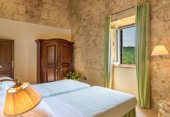 Double bedroom n.2 on the first floor - Monticchia