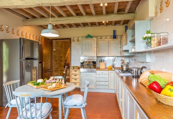 The charming kitchen on the ground floor - Monticchia