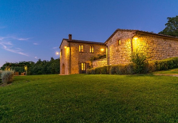 Il prato che circonda la proprietà - Muffato