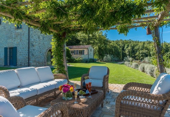Il gazebo naturale affianco alla villa - Muffato