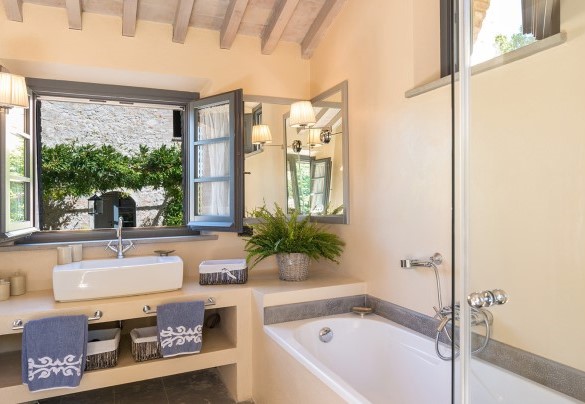 Bagno en suite con vasca n.3 - Muffato