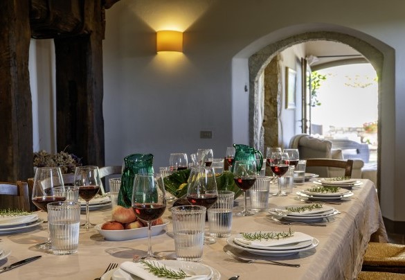 Sala da pranzo al piano terra del casale - Muricciaglia