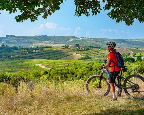 Cycling on the Florence hills to Discover the Frescobaldi Family Tenuta 