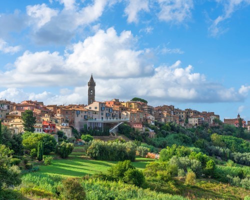 Peccioli & Ghizzano: discover history, art, wine & gelato