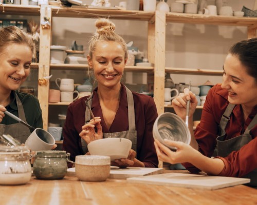 Laboratorio di ceramica tra Umbria e Toscana