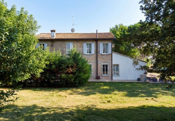 Welcoming home after careful renovation completed in 2017 - Nonna Isa  