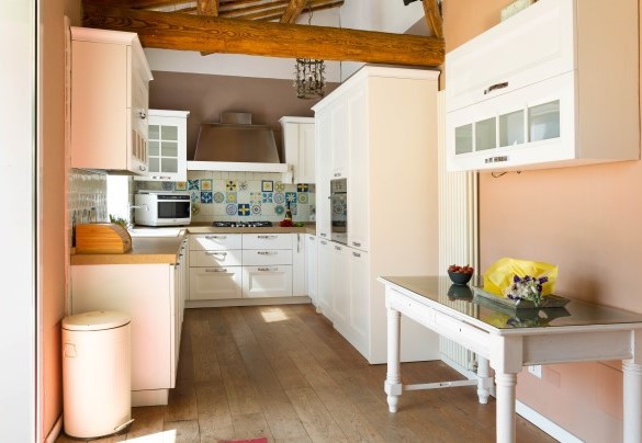 Kitchen and dining with direct exit - Nonna Isa