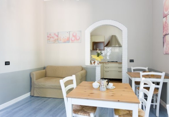 Small dining area with kitchenette in wing n.1 - Nonna Isa