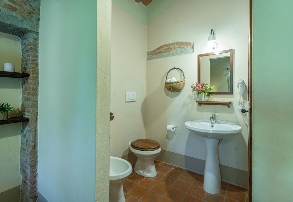 Bagno en-suite con doccia n.2 nell'annesso n.1 - Nonno Fernando 